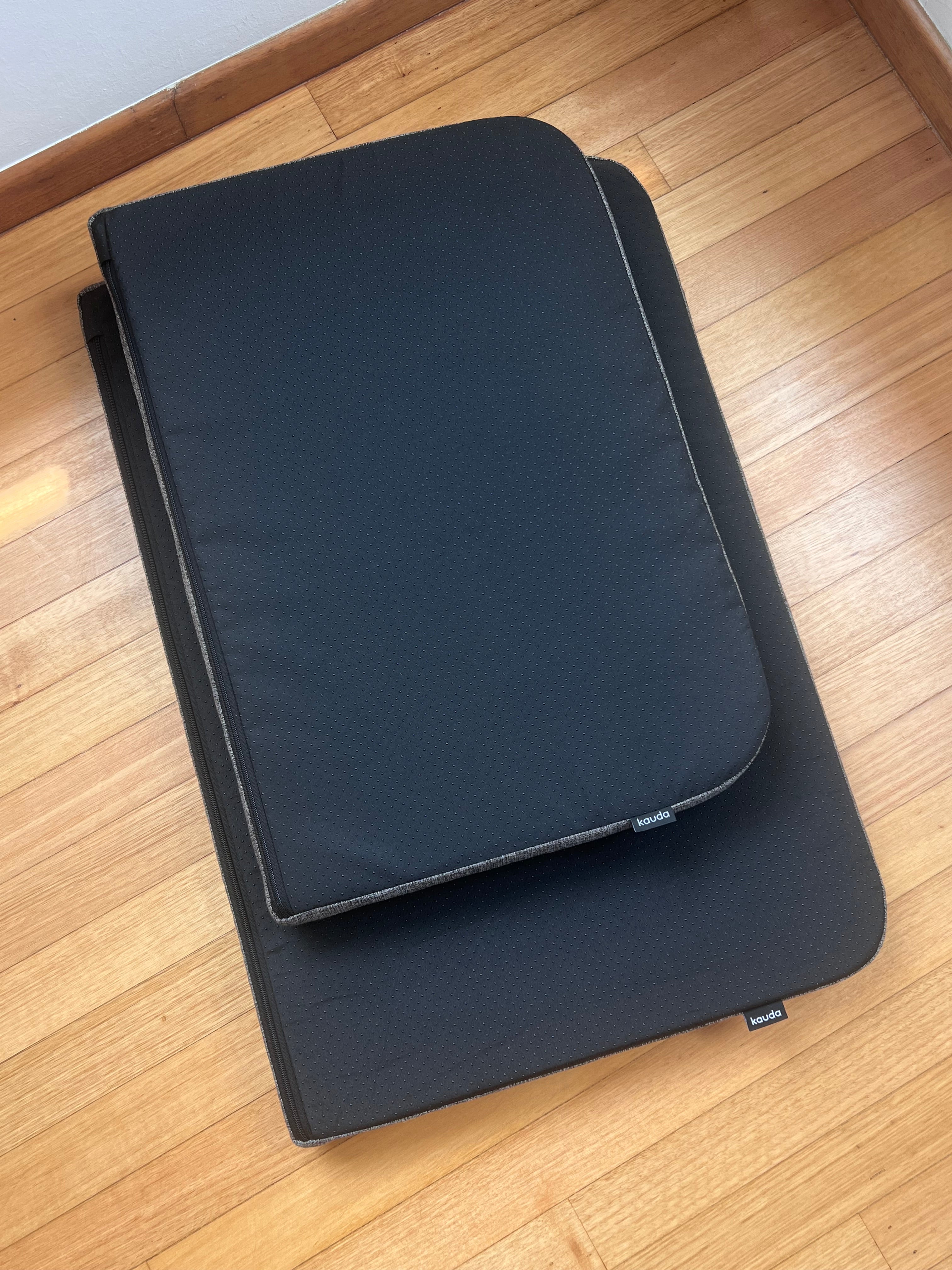 Cooling Mat (Delivery by 31 Dec)